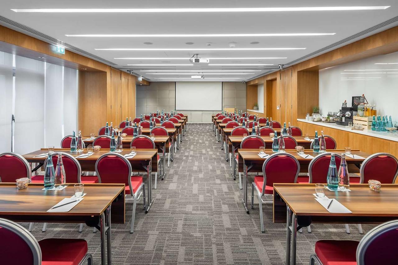 Radisson Blu Hotel & Residence, Riyadh Diplomatic Quarter Экстерьер фото