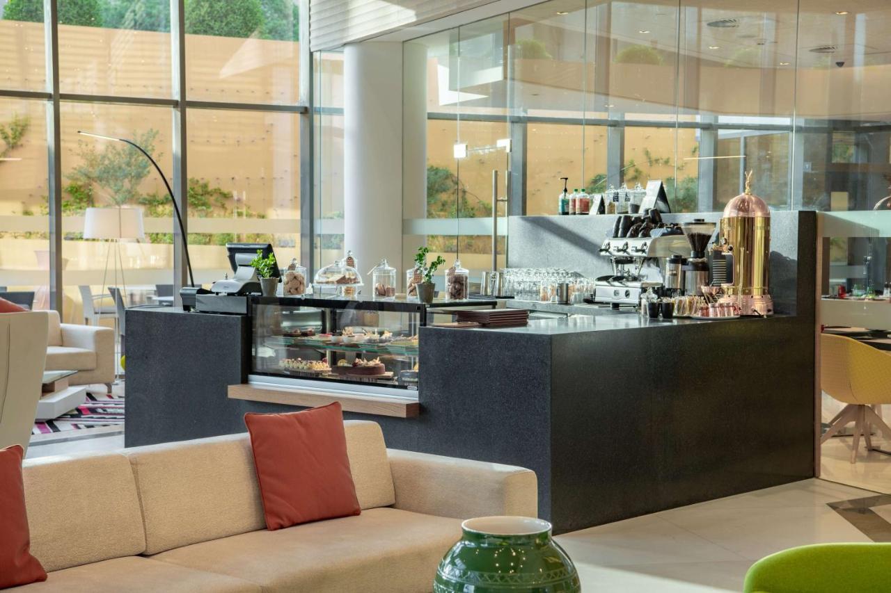 Radisson Blu Hotel & Residence, Riyadh Diplomatic Quarter Экстерьер фото