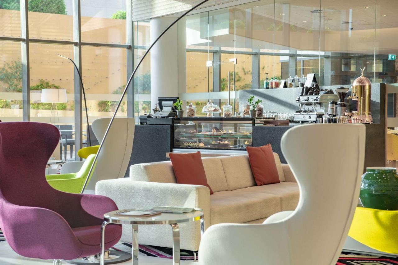 Radisson Blu Hotel & Residence, Riyadh Diplomatic Quarter Экстерьер фото